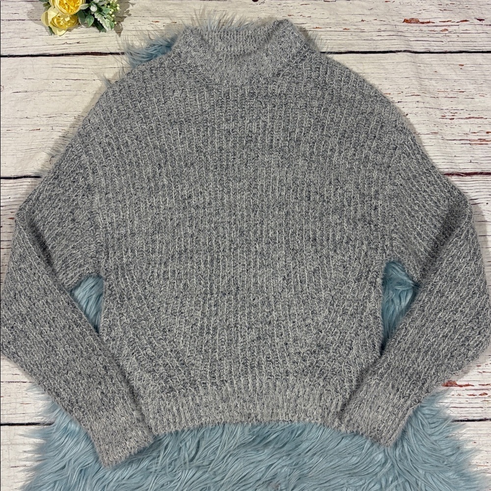 Abercrombie & Fitch Gray Mockneck Knit Fuzzy Soft Sweater - Picture 6 of 7